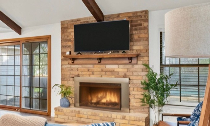 Hewitt House | Blue Moon Retreat: Spacious 4-BR Home w/Fireplace & Pool Near Waco & Baylor