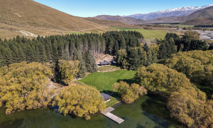 Fairlie House | Blue Mountain Lake Lodge and Lake House Fairlie