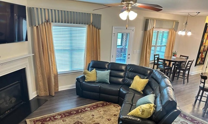 Rolesville House | Blue Oak is where you can relax, Enjoy, and bond with your colleagues and family