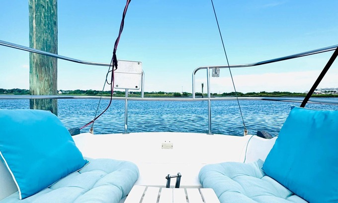 St. Augustine Boat Rental | Blue Oasis in Downtown St. Augustine ★