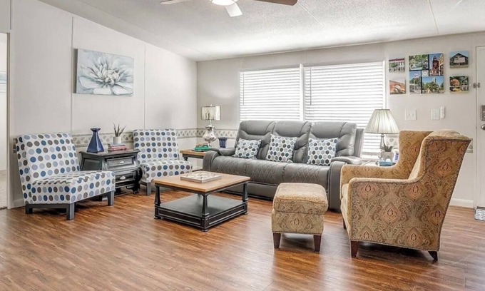 Granbury House | Blue Oasis- Lake Vacation Home
