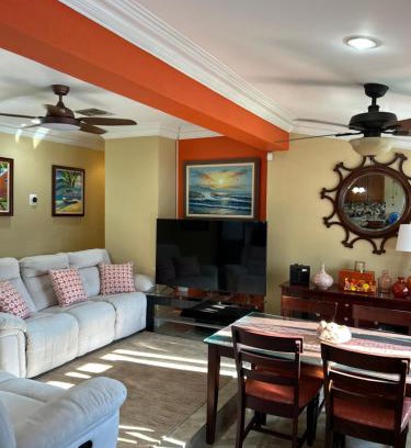 Nassau House | Blue Orchid Palms