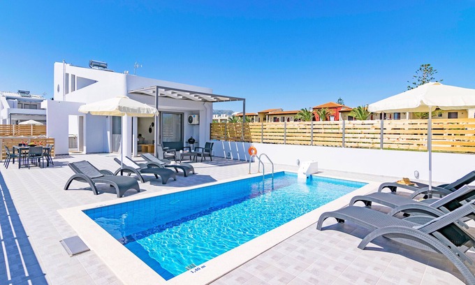 Platanes Villa | Blue oyster Beachfront villa, No car needed 4