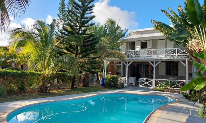 Blue Bay Villa | Blue Paradise Villa & Apartments