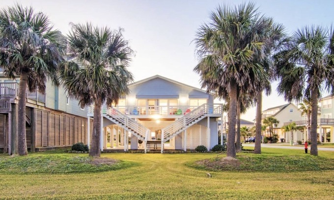 Pointe San Luis House | Blue Pearl Beach Cottage