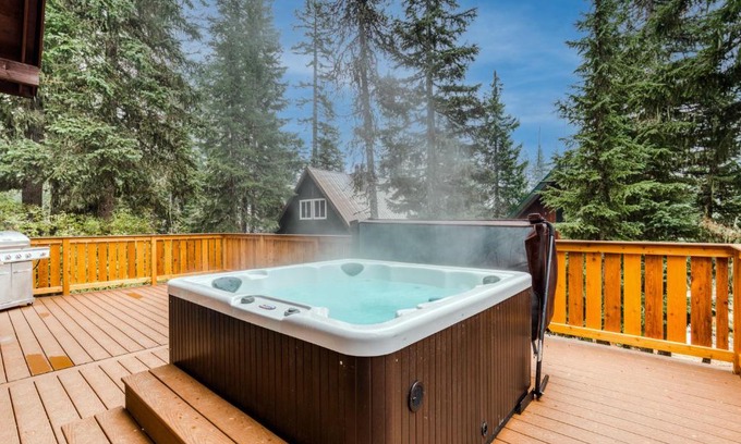 Government Camp House | Blue Pine Chalet