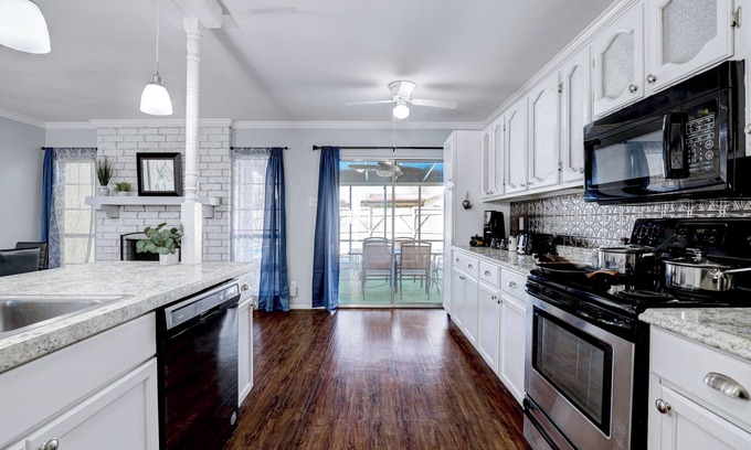 Heritage House | Blue Pool Family House