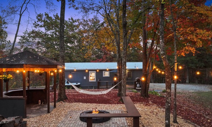 Blue Ridge House | Blue Ridge Casita – Private Hot Tub & Sauna Retreat Fire Pit & Seasonal Views