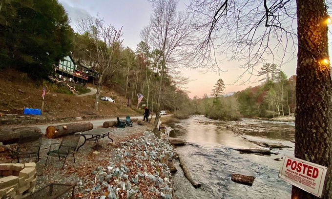 Wilscot Cabin | Blue Ridge Castaway Cabin on The Toccoa River
