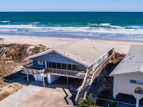 Topsail Beach House | Blue Shamu