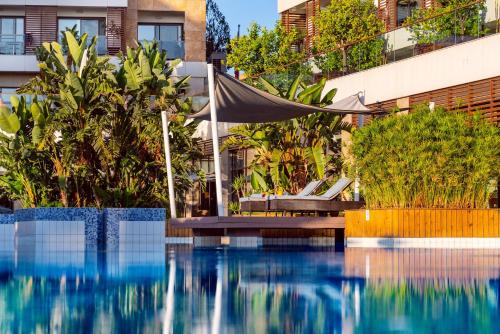 Side Resort | Blue Side Only Adult 16