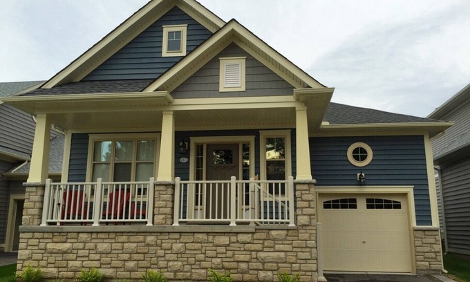 Crystal Beach House | Blue Skies Beach House