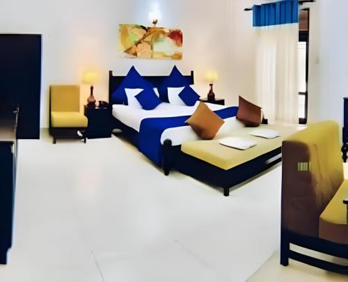 Thalpitiya Hotel | Blue Spring Hotel Wadduwa