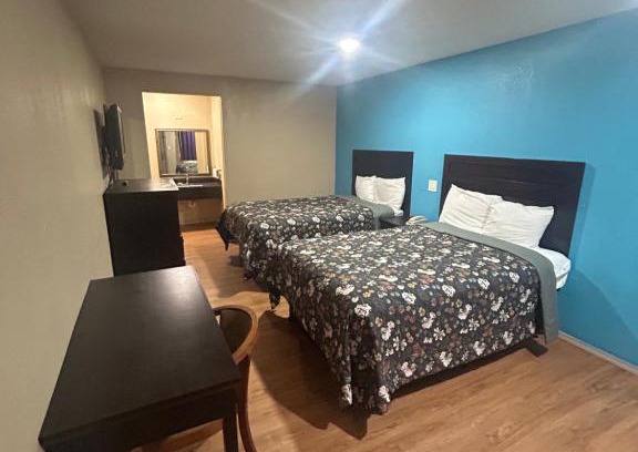 Lafayette Hotel | Blue Star inn