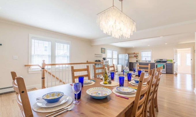 Salisbury House | Blue Star