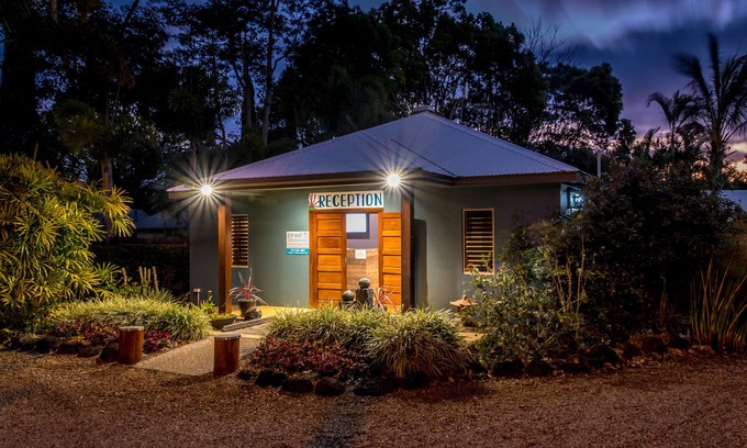 Yungaburra Apartment | Blue Summit Hideaway