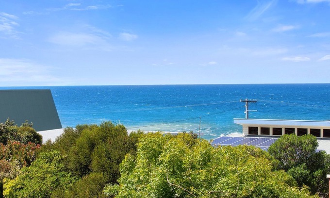 Skenes Creek House | Blue Surf