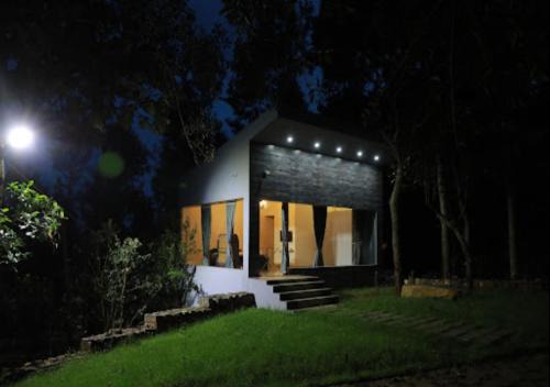 Yercaud Resort | Blue Valley Estate-12 Acre Forest-Silver Oak-Villa