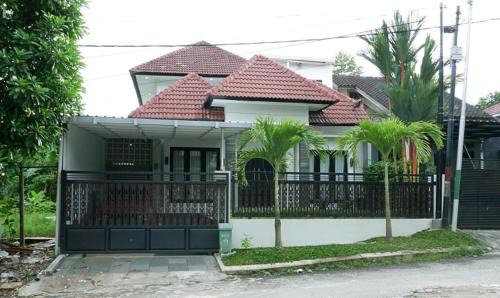 Balikpapan Villa | Blue Villa