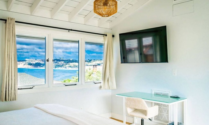Village of La Jolla Condo | Blue Water View Condo in Prime Coastal Locale