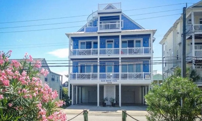 North Carolina Coast House | Blue Water Vista: BEACH HOUSE, POOL, HOT-TUB, ELEVATOR, BOAT DOCK, CANAL VIEWS