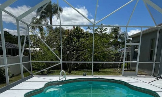 Cocoa House | Blue Wave · Blue Wave 4BD Jacuzzi & Pool Paradise w/ BBQ