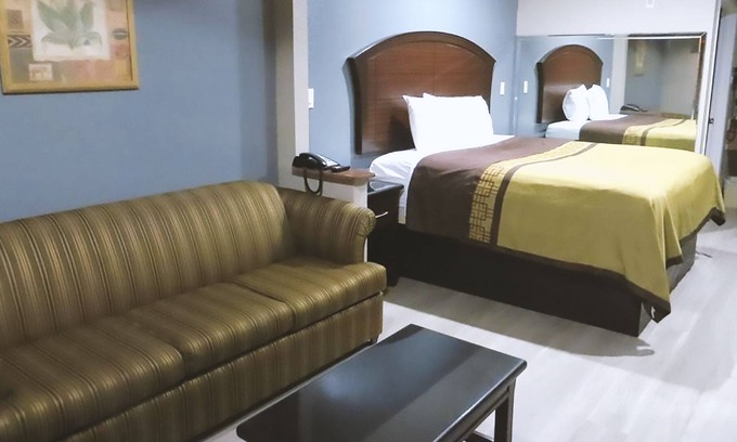 Greater Greenspoint House | Blue Way Inn & Suites Houston-1 King Bed Non Smoking