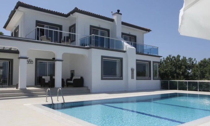 Kayalar Villa | Bluebell Villa - Luxury 4 Bedroom Villa Kayalar
