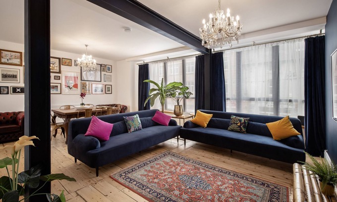 North Shore Apartment | Blueberries Apartment 1 by Sasco