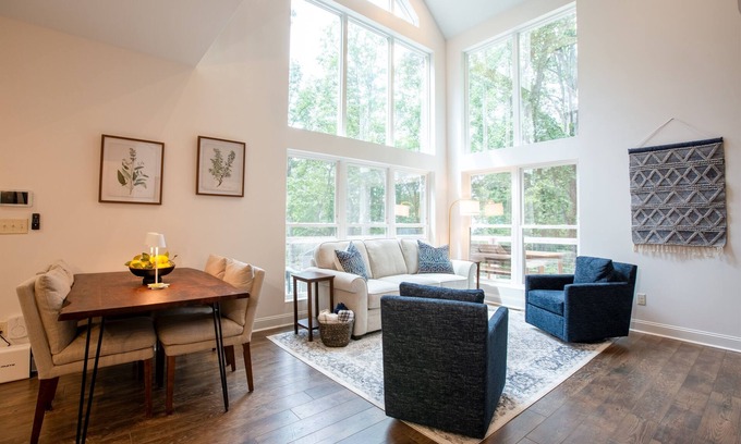 Swannanoa Ski Chalet | Blueberry Mountain Retreat | 2 King Suites + Loft + Porch