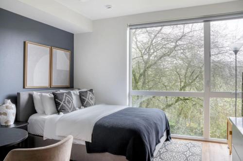 Minor Apartment | Blueground Capitol Hill patio wd walkable SEA-724