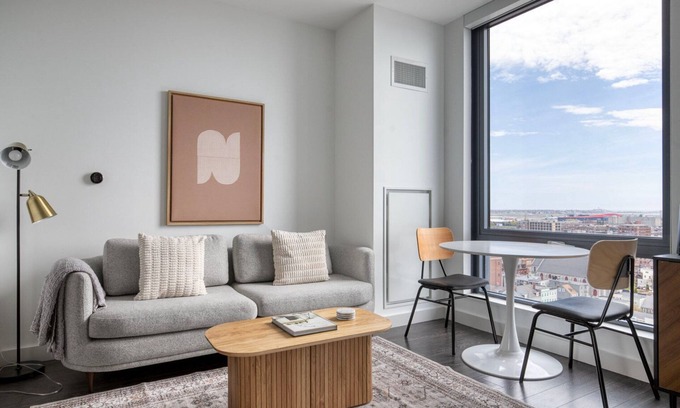 Central-Maverick Square - Paris Street Apartment | Blueground | Central-Maverick Square, pool, nr Boston Harbor