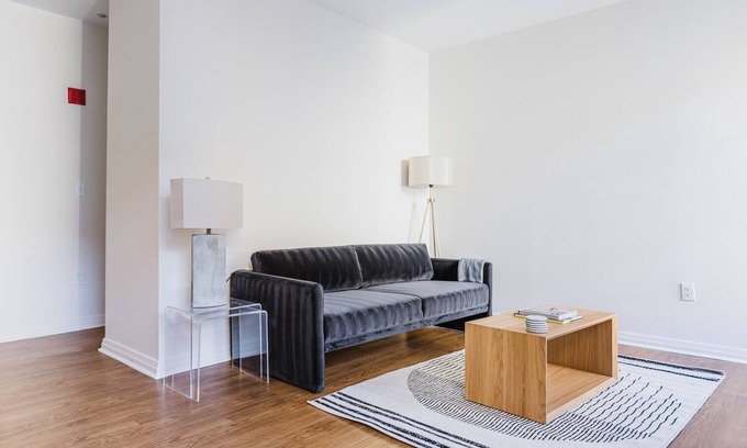 Government Center Apartment | Blueground | Downtown, gym & w/d, nr harbor