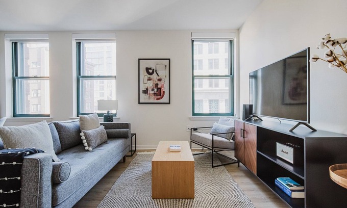 Downtown Boston Apartment | Blueground | Downtown, gym & w/d, nr harbor