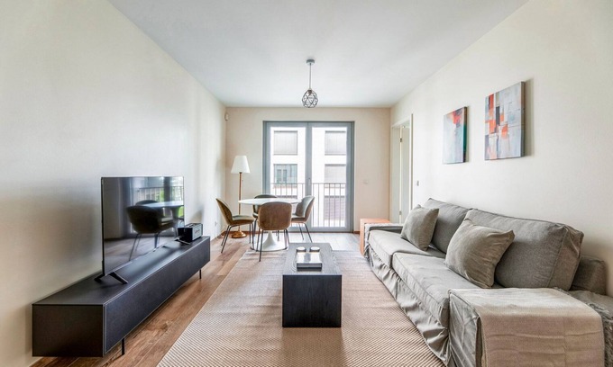 Gasperich Apartment | Blueground | Gasperich, view, nr Park Merl