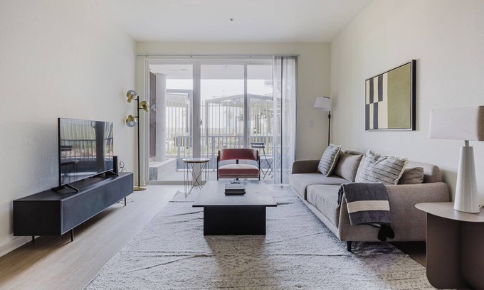 Del Rey Apartment | Blueground | Marina Del Rey, pool & EV, nr beach