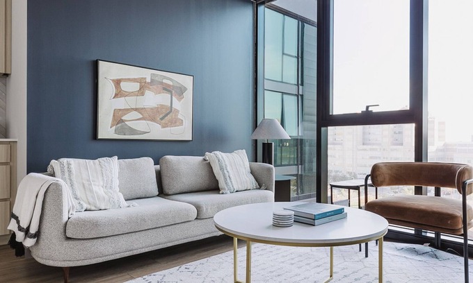 Illinois Medical District Apartment | Blueground | Medical District 1bd apartment