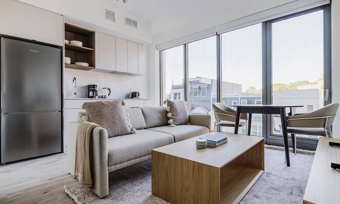 Truxton Circle Apartment | Blueground | NoMa, gym, w/d, nr metro + mall