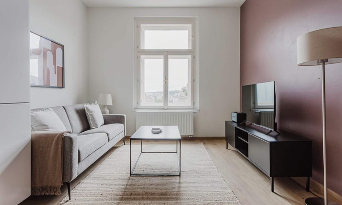 Vrsovice Apartment | Blueground | Prague 10, equipped, furnished (PRG-16)