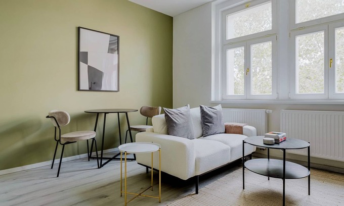 Vrsovice Apartment | Blueground | Prague 10, equipped, VŠFS University (PRG-28)