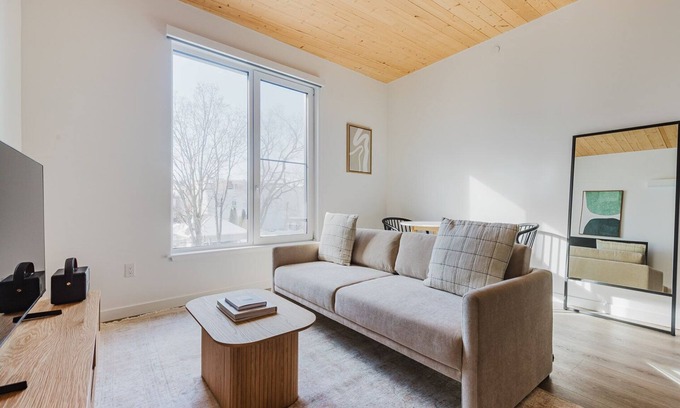 East Somerville Apartment | Blueground | Somerville, gym & AC, nr Assembly