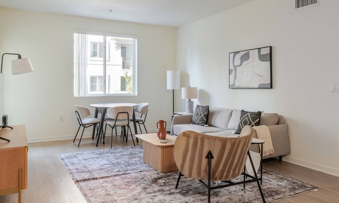 Union City Apartment | Blueground | Union City, pool, nr Union Square