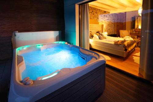 Sankt-Vith House | Bluestone Chalet