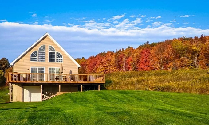 Walton House | Bluestone Hill House
