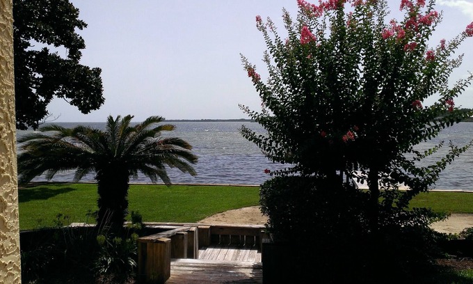 Niceville Condo | Bluewater Bay Waterfront Condo Across Bay From Destin