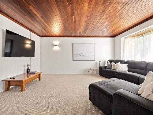 Broadwater House | Bluewater Retreat