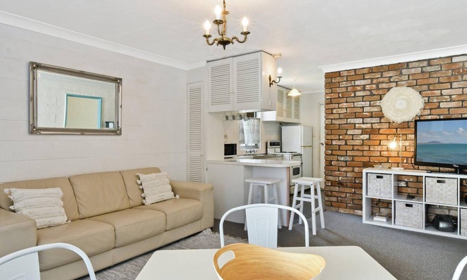 Boomerang Beach Villa | Blueys Beach Villa Manyana 11