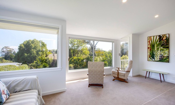 Napier House | Bluff Hill Beauty - Bluff Hill Holiday Home