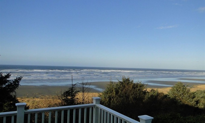 Moclips House | Bluff House-Beautiful Views