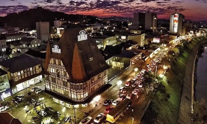 Ribeirao Fresco Apartment | Blumenau Loft 02 - furnished with air conditioning and no garage